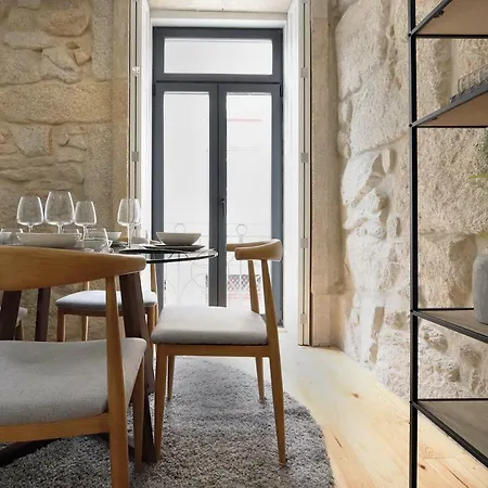 Hm - Pinheiro Downtown Living * Порту